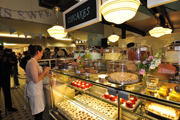 Magnolia Bakery Opening